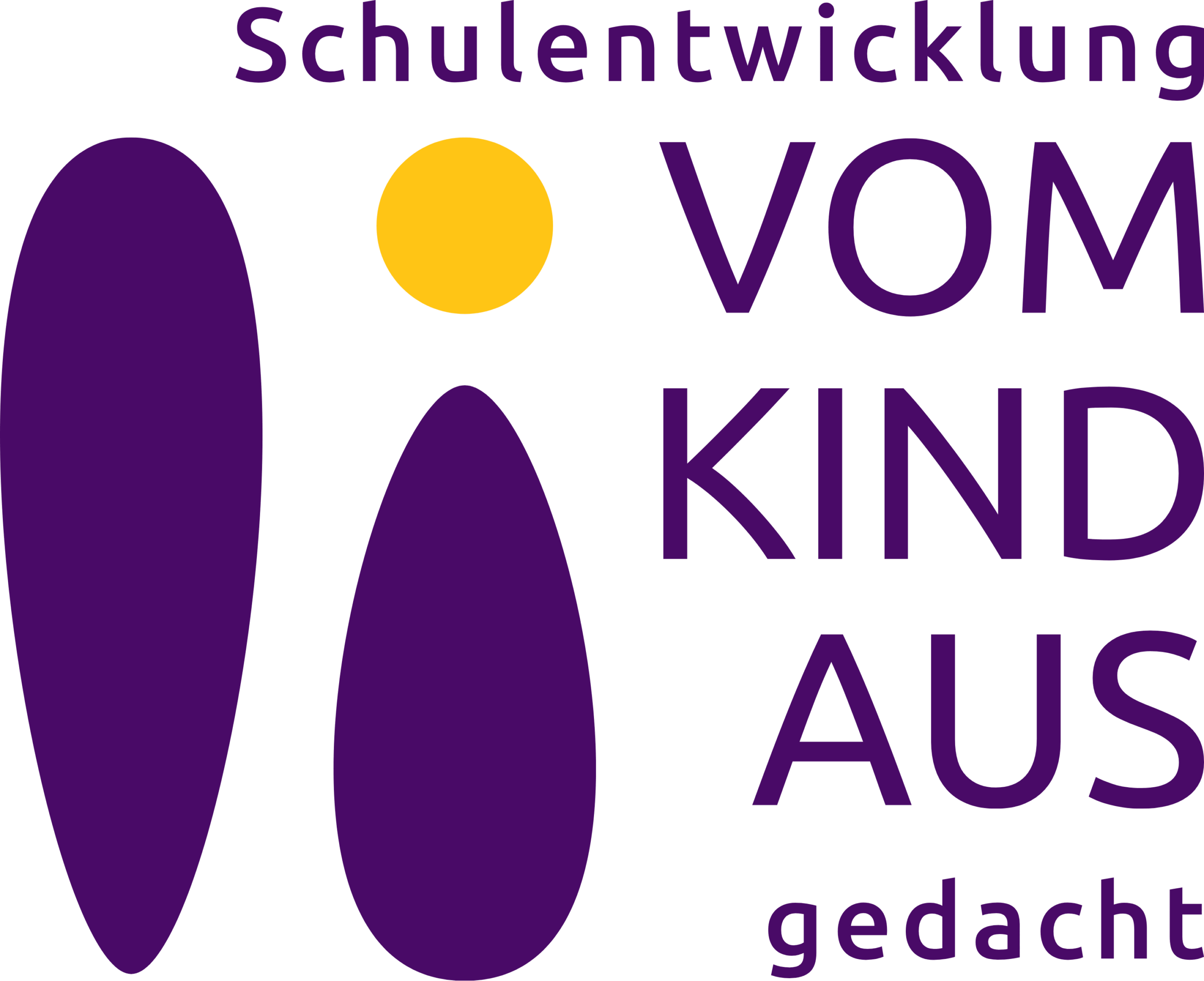 Logo mit einem großen, auf dem Kopf stehenden Tropfen ganz links und einem kleineren Tropfen daneben. Der kleinere Tropfen hat als "Kopf" einen gelben Kreis . Der Text: "Schulentwicklung vom Kind aus-gedacht" steht an der rechten Seite der Tropfen.